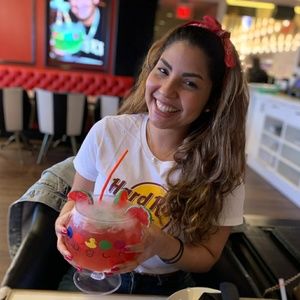 Meet your Posher, Nicolina